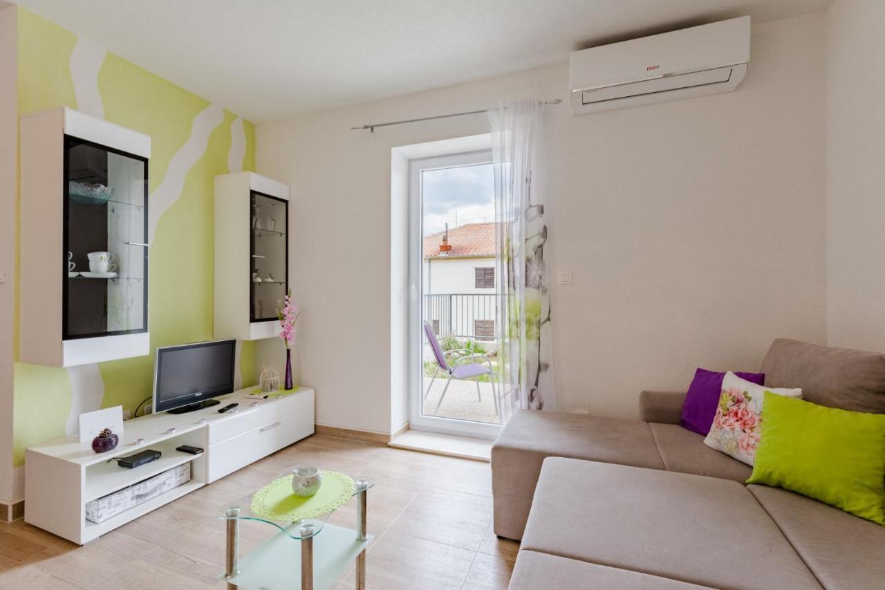 Apartment Anamaris Солин Екстериор снимка