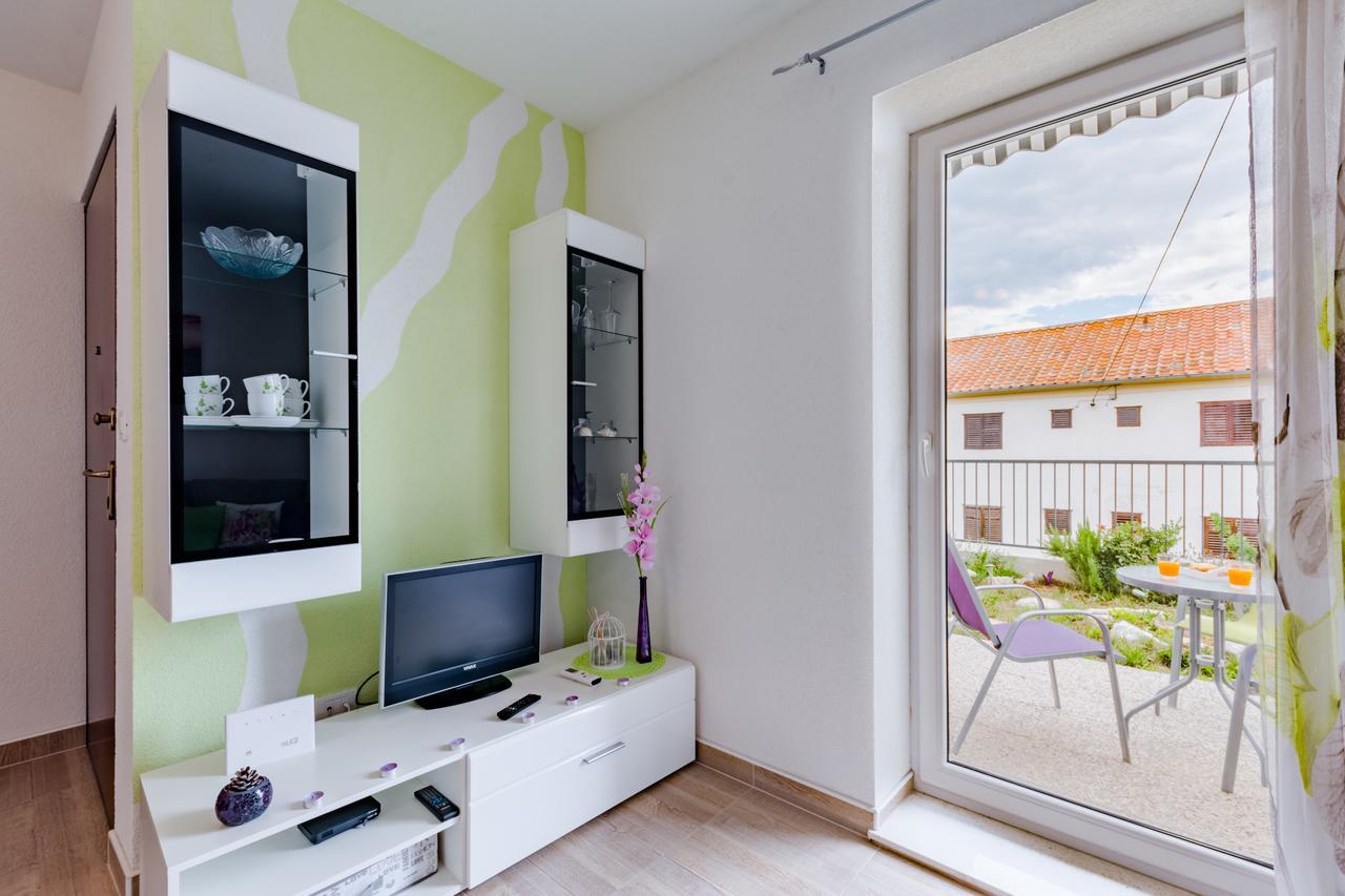 Apartment Anamaris Солин Екстериор снимка